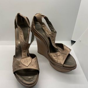 Ferragamo Platform Wood Wedge Bronze